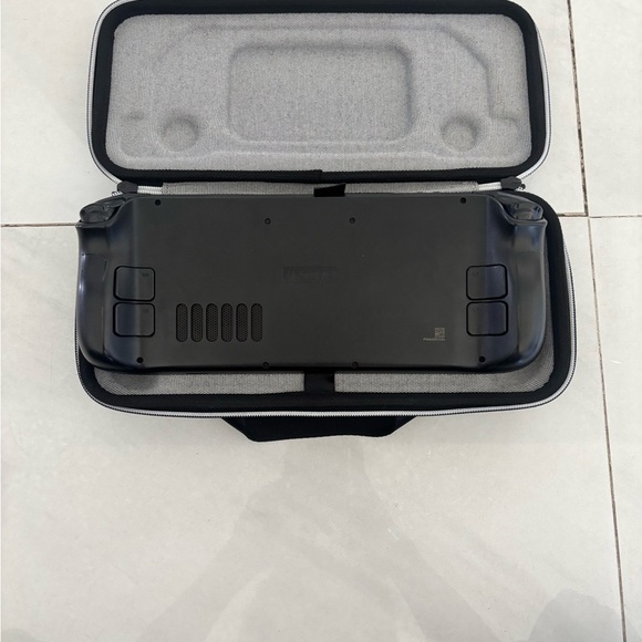 Steam deck - Picture 3 of 3